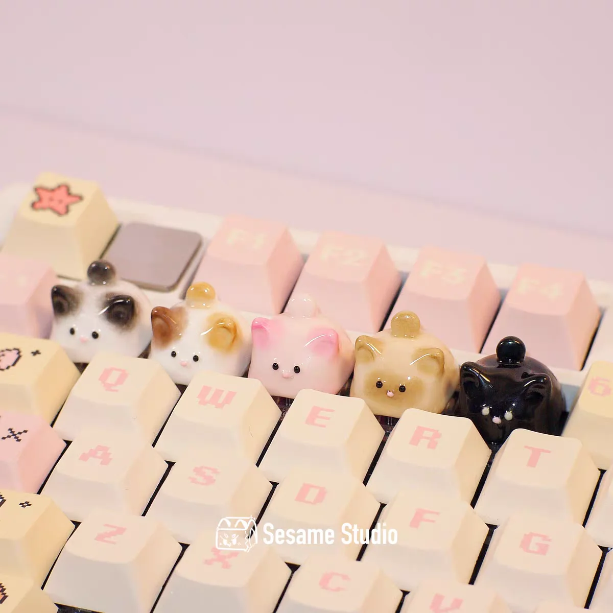 Cute Cartoon Cat Keycap Custom Handmade Keycap Personalized ESC Key Caps Creative Gift for Cherry MX Mechanical Keyboard