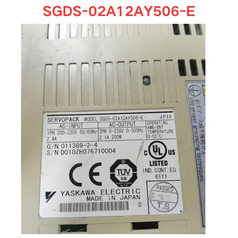 Used OEM disassembled parts SGDS-02A12AY506-E Servo driver Functional test OK Good quality new