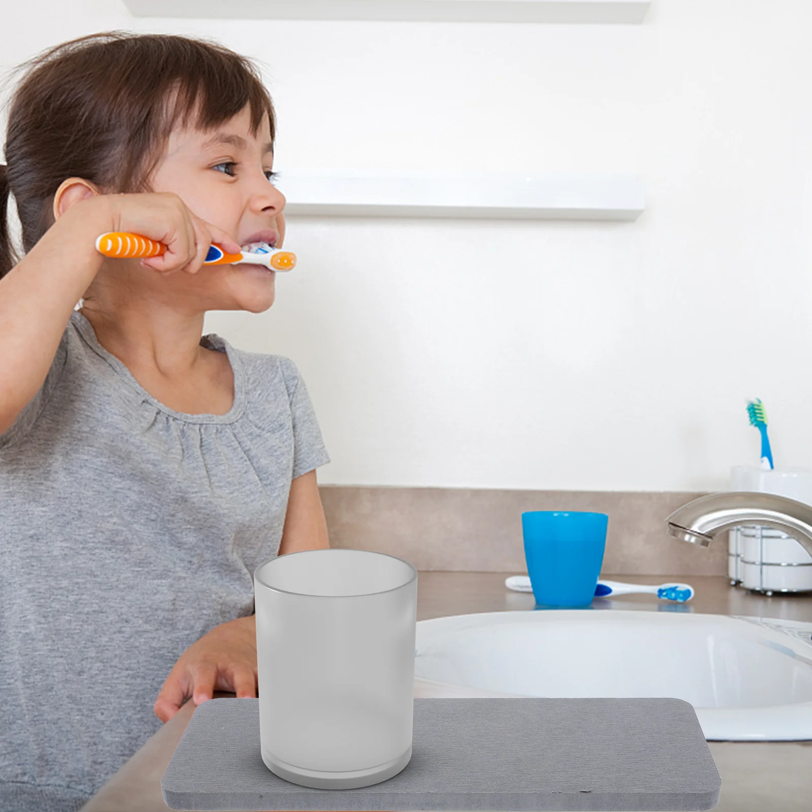 

4Pcs Diatomite Coasters Absorbent Cup Drying Mat Water Absorbent Pads for Kitchen Bathroom Dining Table