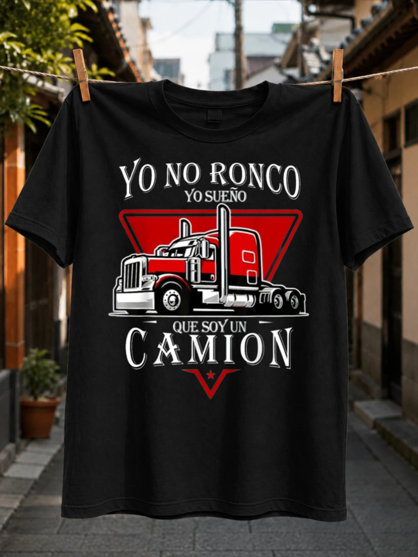 Spanish I Dont Snore I Dream Im a Truck Quote red semi truck framed by bold lettering and red  Unisex All T-Shirt
