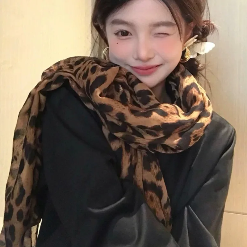 Retro Leopard Print Scarves Summer Y2K Women Girl Sunscreen Soft Comfortable Scarf Warm Daily Casual Scarf Fashion Accessories