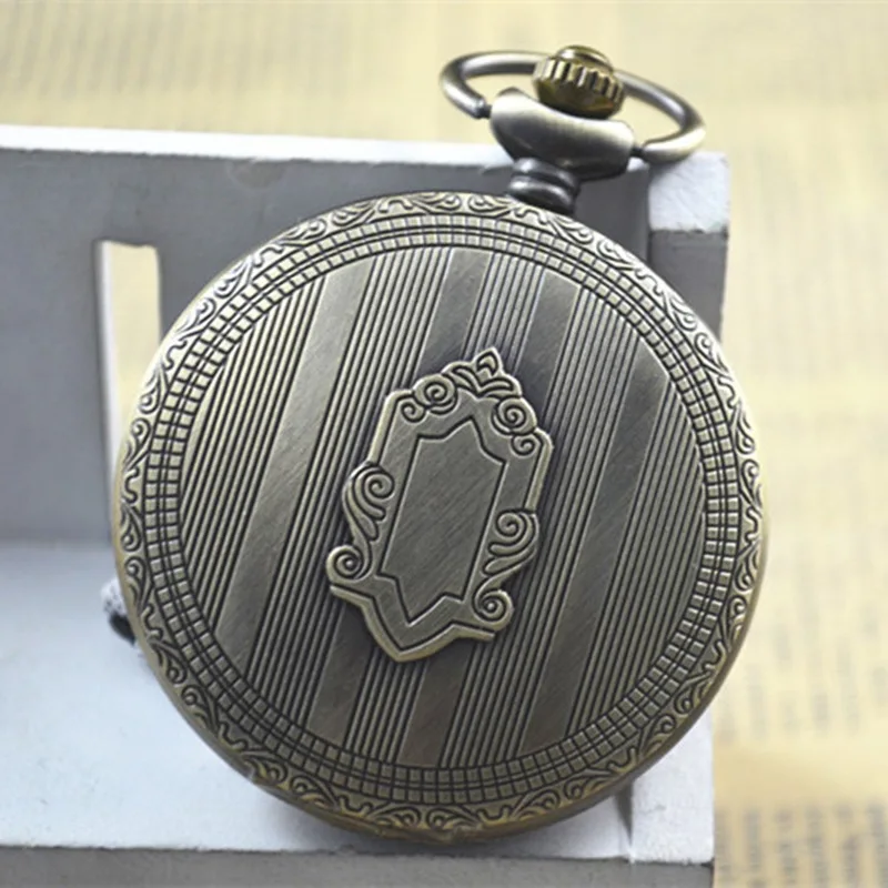 Vintage Bronze Carving Quartz Pocket Watch for Men Engraved Hollow Bird Cage Case Fob Chain Clock for Collection Gift Display