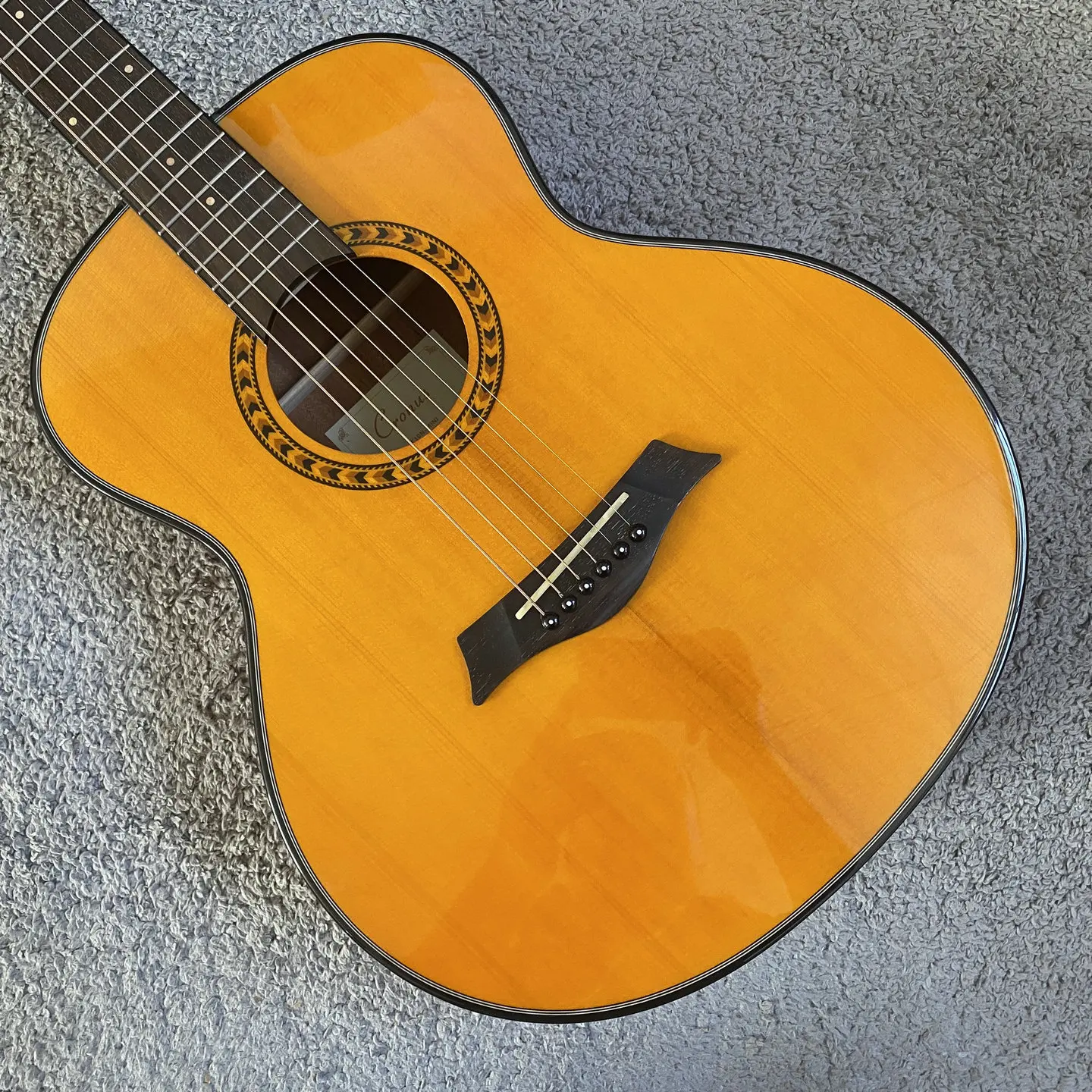 N041 Sitka Spruce Solid Top 36'Acoustic Guitar OM Body 20Frets Mini Travel Folk Guitar New Made in Taiwan Factory
