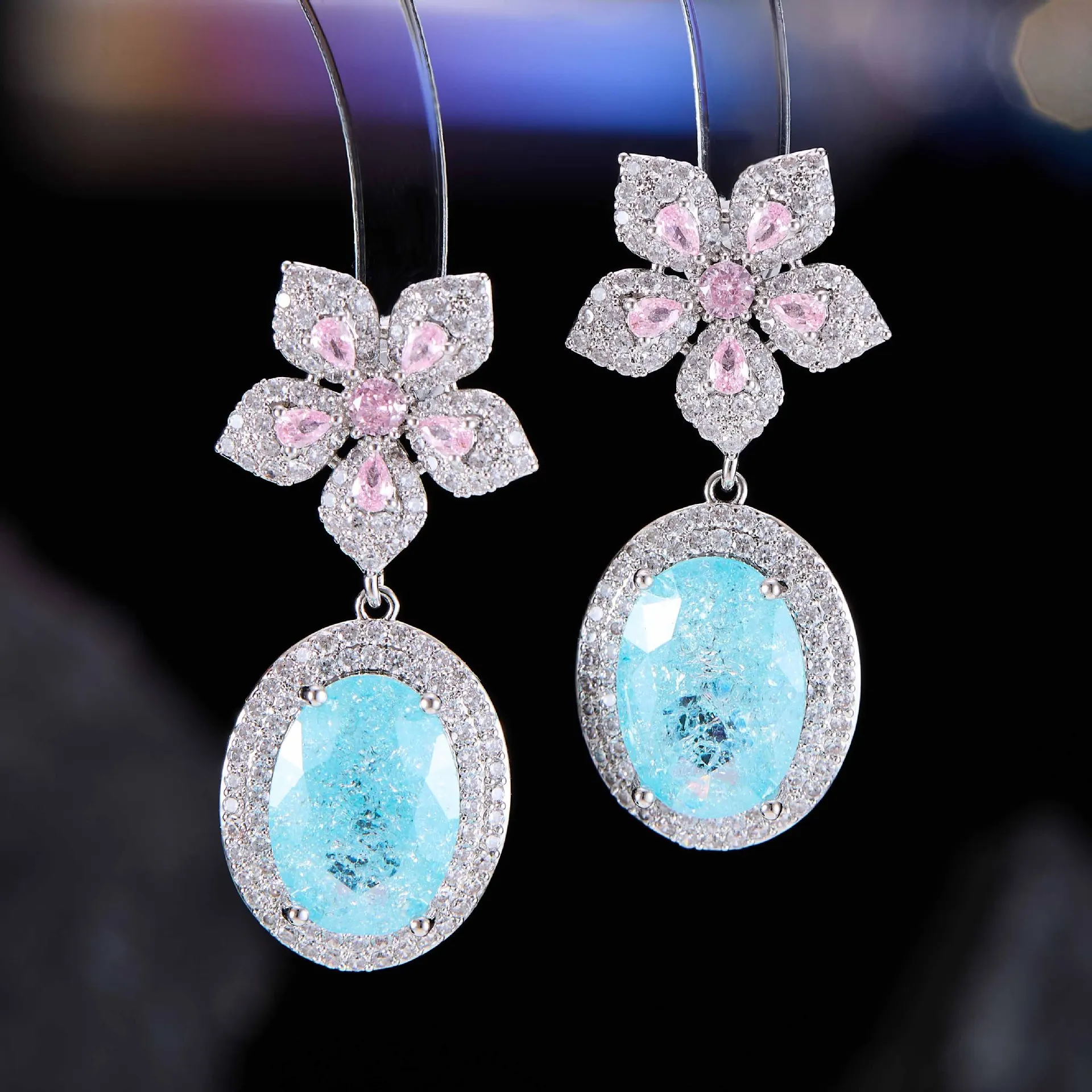 High-end Oval Ice Cracked Zircon Petal Earrings Light Luxury Design Niche Long Earrings Accessories for Women