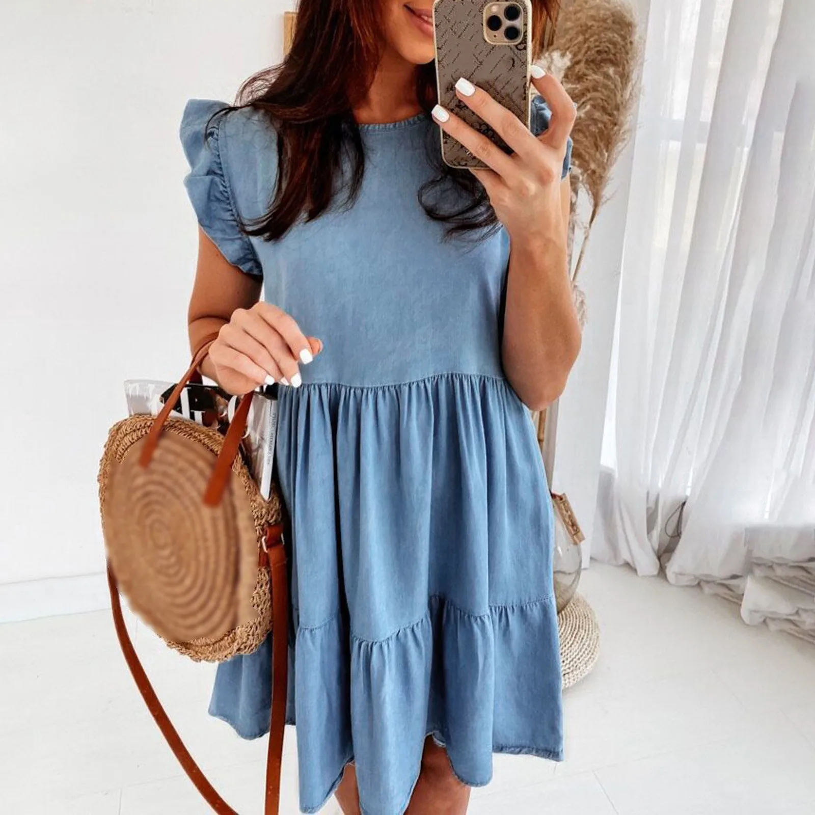 

Ladies Denim Casual Dress Crew-Neck Trumpet Sleeve Pleated Dress Solid Color Simple Casual Dress Street Photo Dress Trend Dress