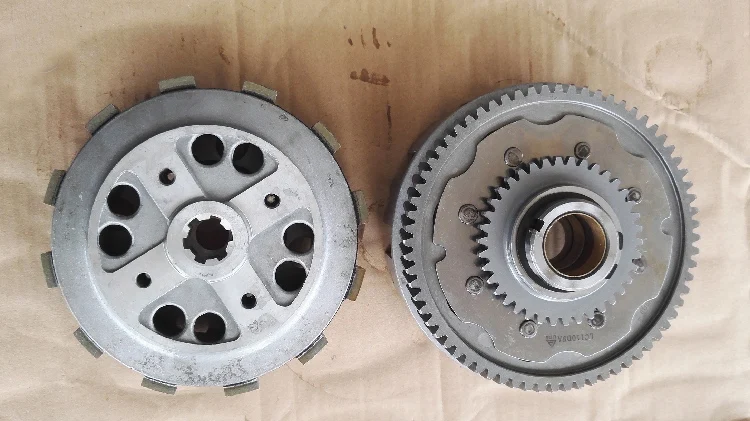 COMPLETE CLUTCH Assembly SET INCLUDE CLUTCH GEAR CLUTCH HUB HOUSING 6 CLUTCH PLATE 5 STEEL PLATE FOR GN250 GN300