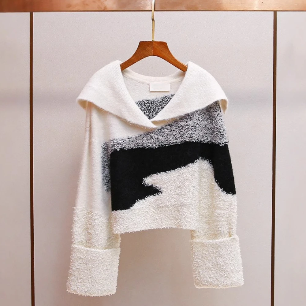 

High End Women's Clothing Autumn and Winter New Design Sense Contrasting Color Short Loose Sweater Knitted Sweater for Women