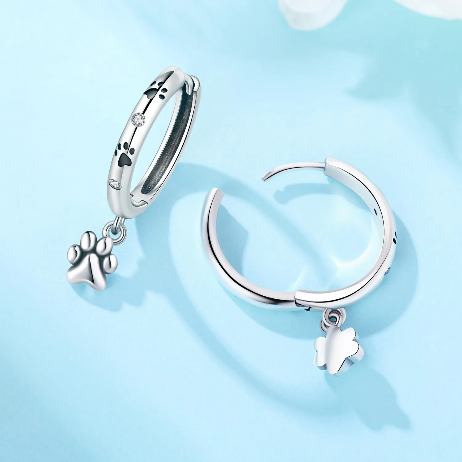 HOT Sale 925 Sterling Silver Pet Paw Print Tassel Earrings Cute Cat Dog Design for Women Girls Fashion Party Jewelry Gift 2026