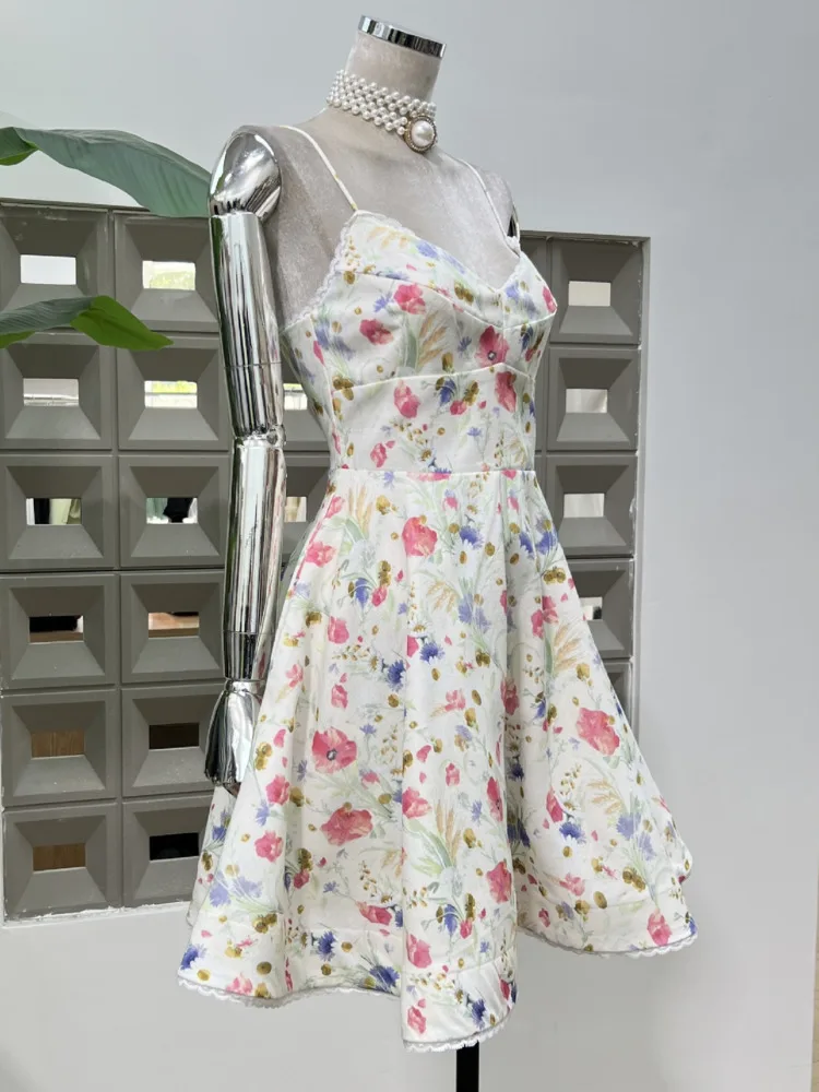 DFDG 2025 الربيع الدانتيل المشذبة Strappy الأزهار طباعة فستان قصير بوهو ملابس الشاطئ خفيفة الوزن تنفس فستان الشمس أنيق غير رسمي