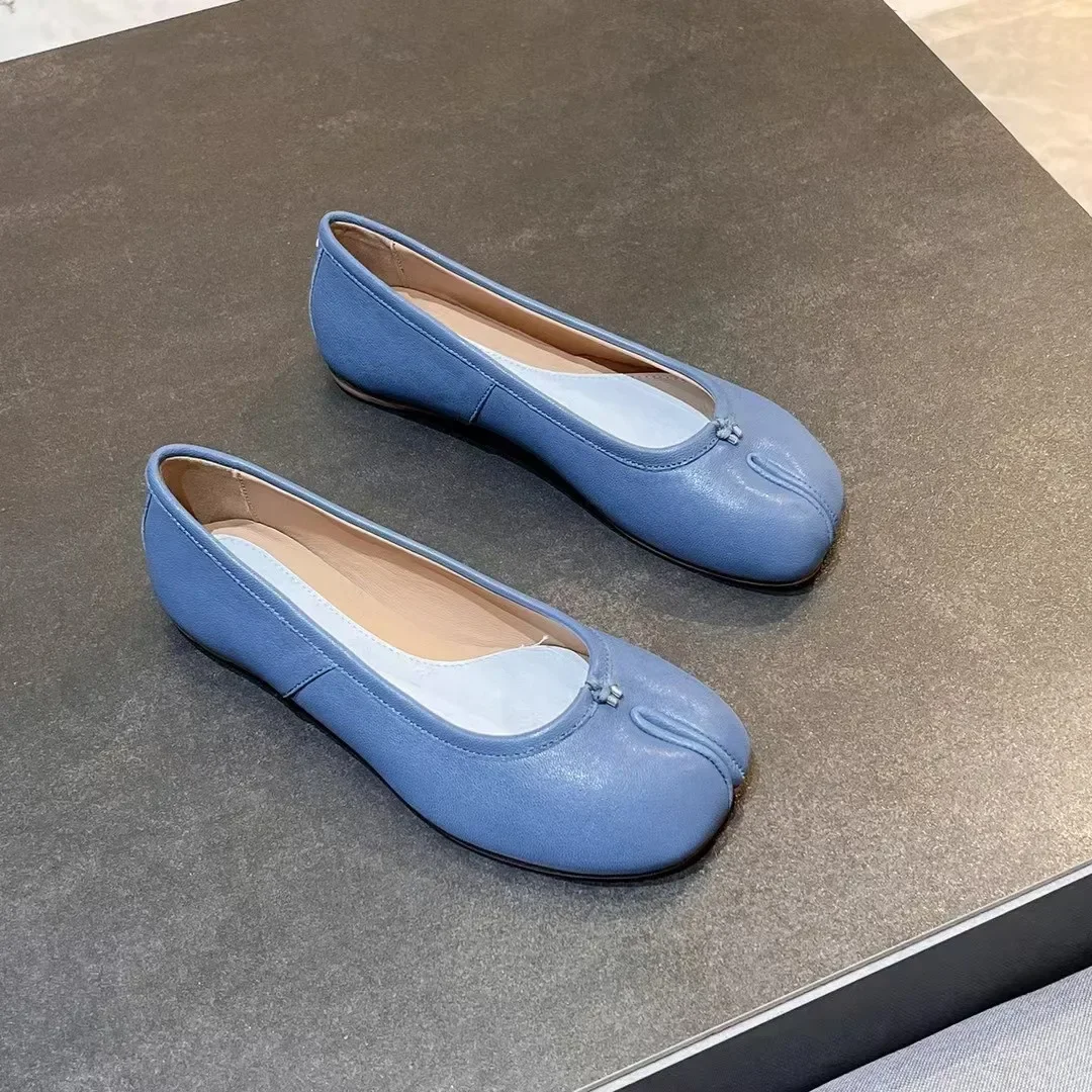 2024 new leather mid-heeled thick heels, split toe ballet shoes for women, bowshallow mouth versatile mid-heeled horseshoe shoes