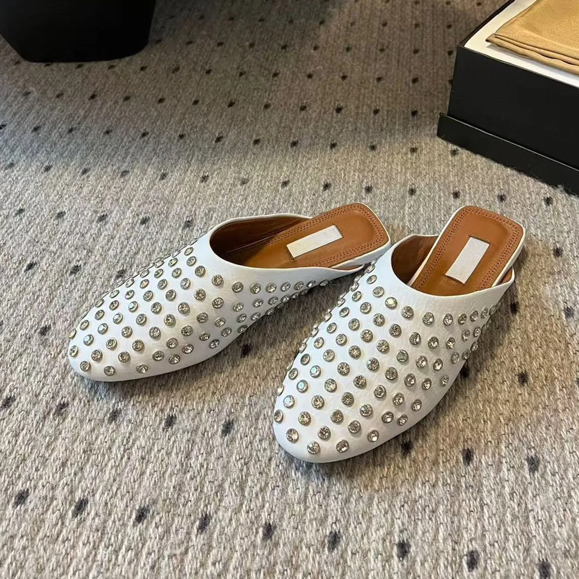 شبشب مولر كسول من الجلد الطبيعي الماسي المائي للنساء ملابس خارجية صيفية، قاعدة مسطحة، غطاء رأس، نصف شبشب مثبت