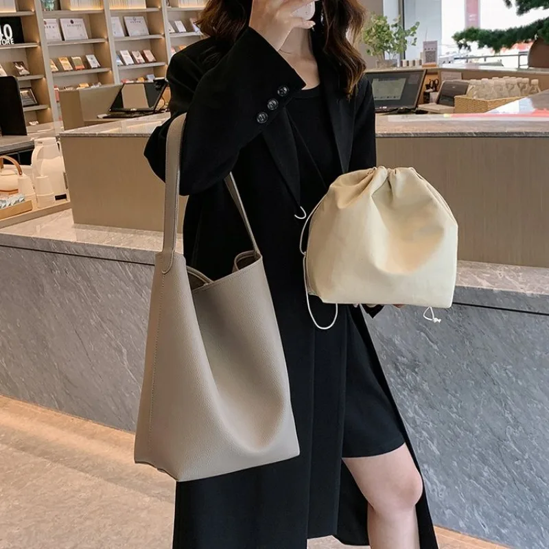 High End Leather Luxury Ladies Tote Bags Classic Designer Paris Popular Classic Elegant Casual Simple Vintage Diaper Bag