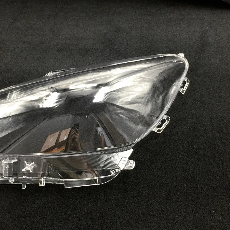 

Car Right Headlight Shell Lamp Shade Transparent Lens Cover Headlight Cover for Toyota Prius C 2012 2013 2014