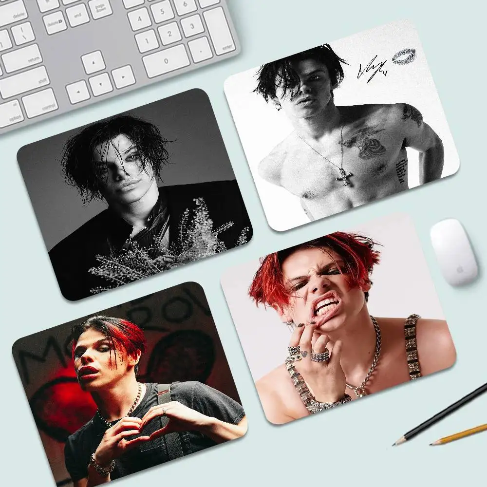 

Popular Music Singer Y-Yungblud Mouse Pad 25X29 Small Square Computer Office Game Table Mats Rubber Anti-slip Mousepads Desk Pad