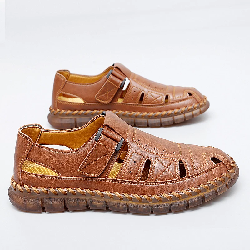 Sandalias doradas de cuero para hombre, zapatos de playa Retro, plataforma plana, ocio, calzado de fiesta, Sandalias cómodas de verano