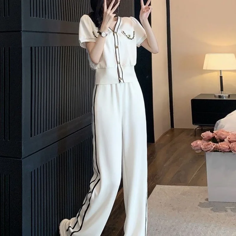 White Sports Set Women\'s Spring/Summer 2023 New Fashion Age Reducing Short Sleeve Wide Leg Pants Two Piece Set