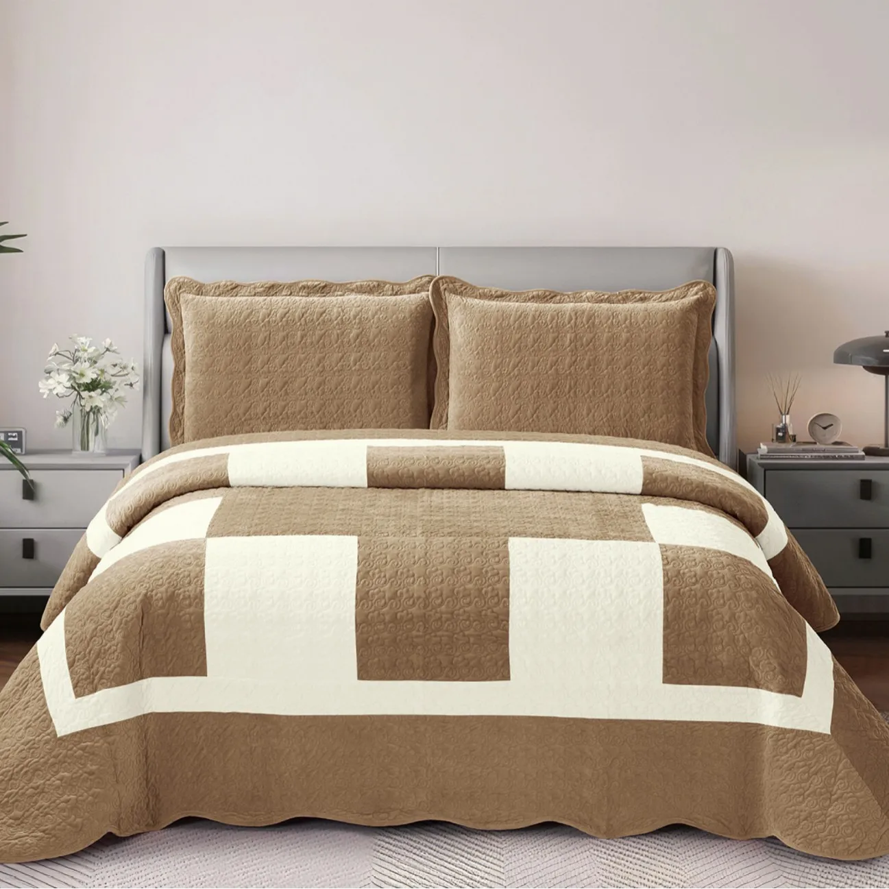 Rose Pattern Velvet 3-Piece Quilt Set - Embroidered Quilted Coverlet & Plush Blanket, Warm Queen Size Bedspread,Home Decor