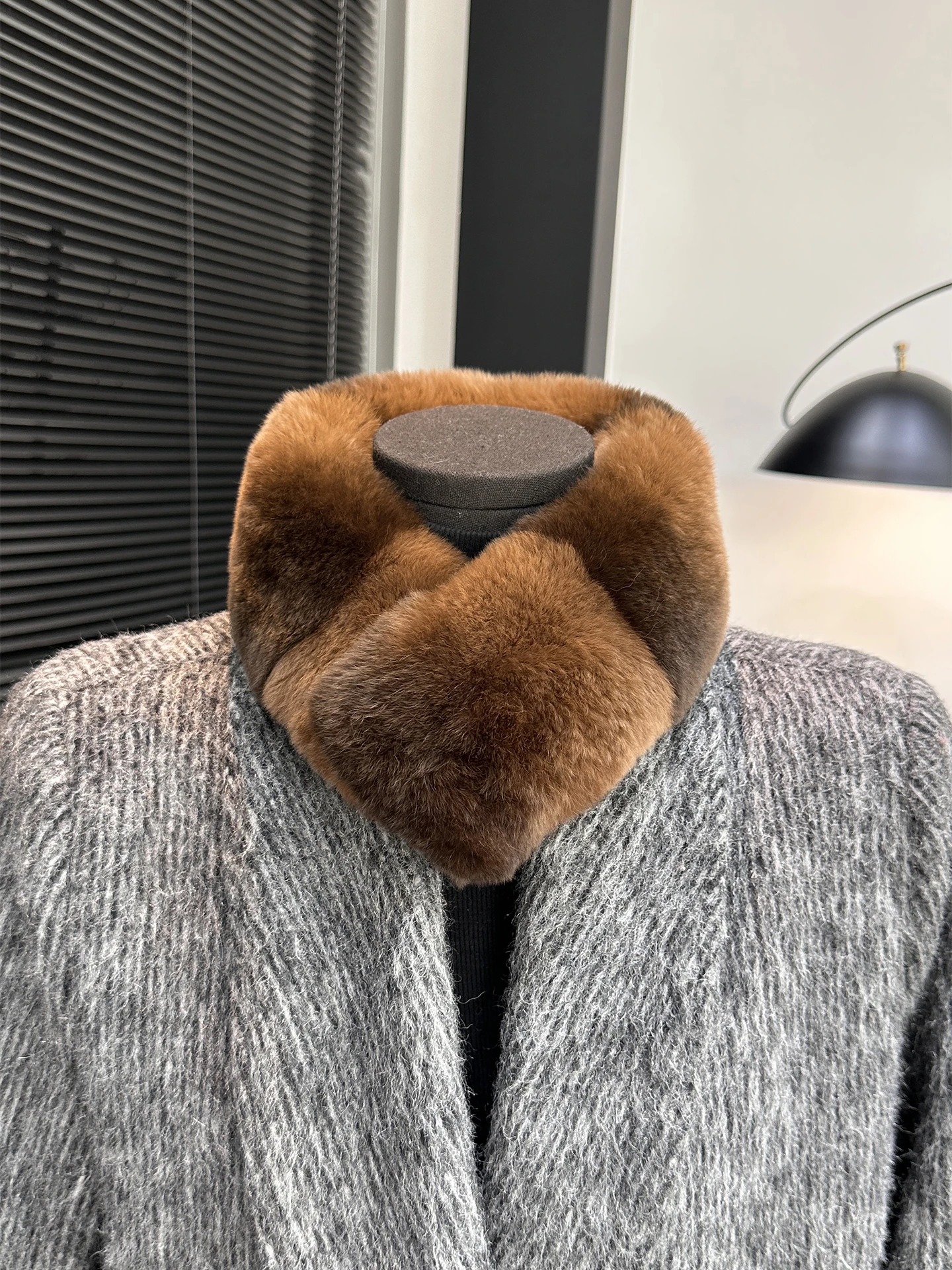 velvet-grade-whole-skin-blue-purple-rabbit-fur-scarf-women-winter-korean-style-fur-neck-warmer-snap-double-sided-real-h