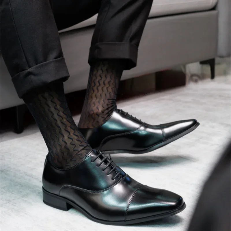 

2024 Mens Socks Black Hollow Out Wave Jacquard Business Mid Tube Socks Man Gentleman Dress Socks Breathable Sexy Men's Stockings