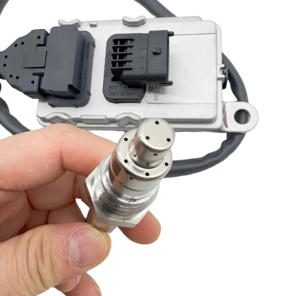 High Quality 5WK97371 22827993 NOx Sensor for Truck SCR Exhaust Aftertreatment System