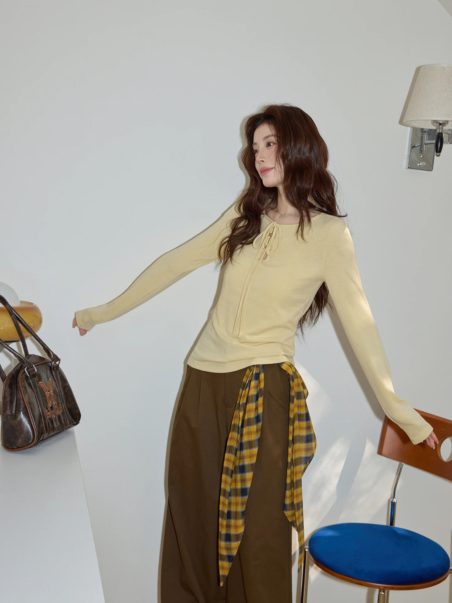 

Chaocha Home Korean Style Yellow Women's T-shirt Casual Slim Fit Long Sleeve Inner Wear Top for Spring City Walk