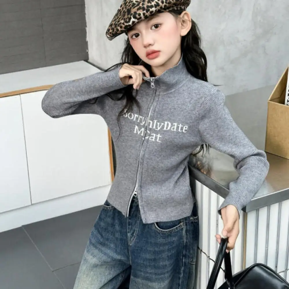 

Kawaii Girl Fashion Zipper Knitwear Jeans Set Student Spring and Autumn Casual Tops Long Pants 2-Piece Set Children's Clothing