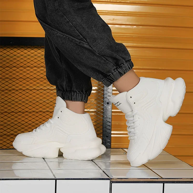 

Leisure Hight Quality Original Design 2025 New Sport Style Black Height Increasing Shoes for Men's Hombre Solid White Senaker