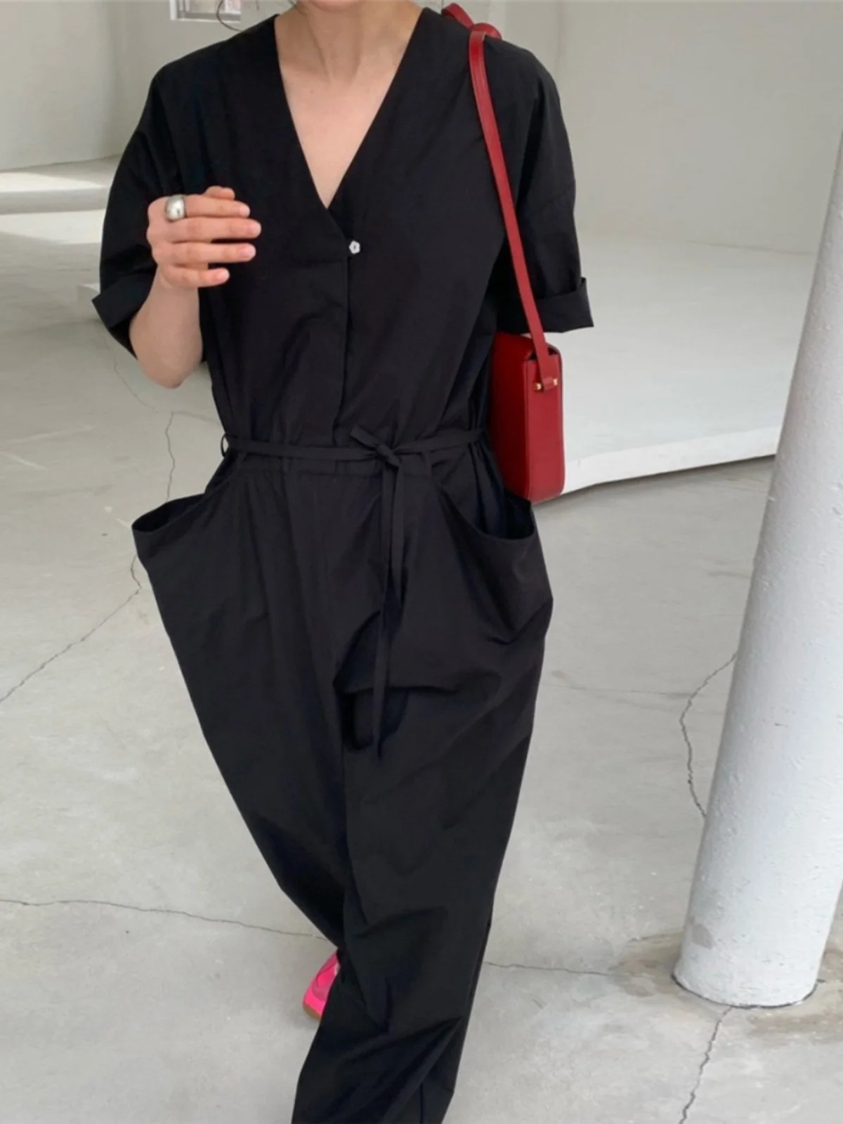 صيف جديد المرأة Utili بذلة فضفاضة الخصر مربوط رقيقة ort Sve V-Ne واسعة الساق السراويل الطويلة التخسيس عادية