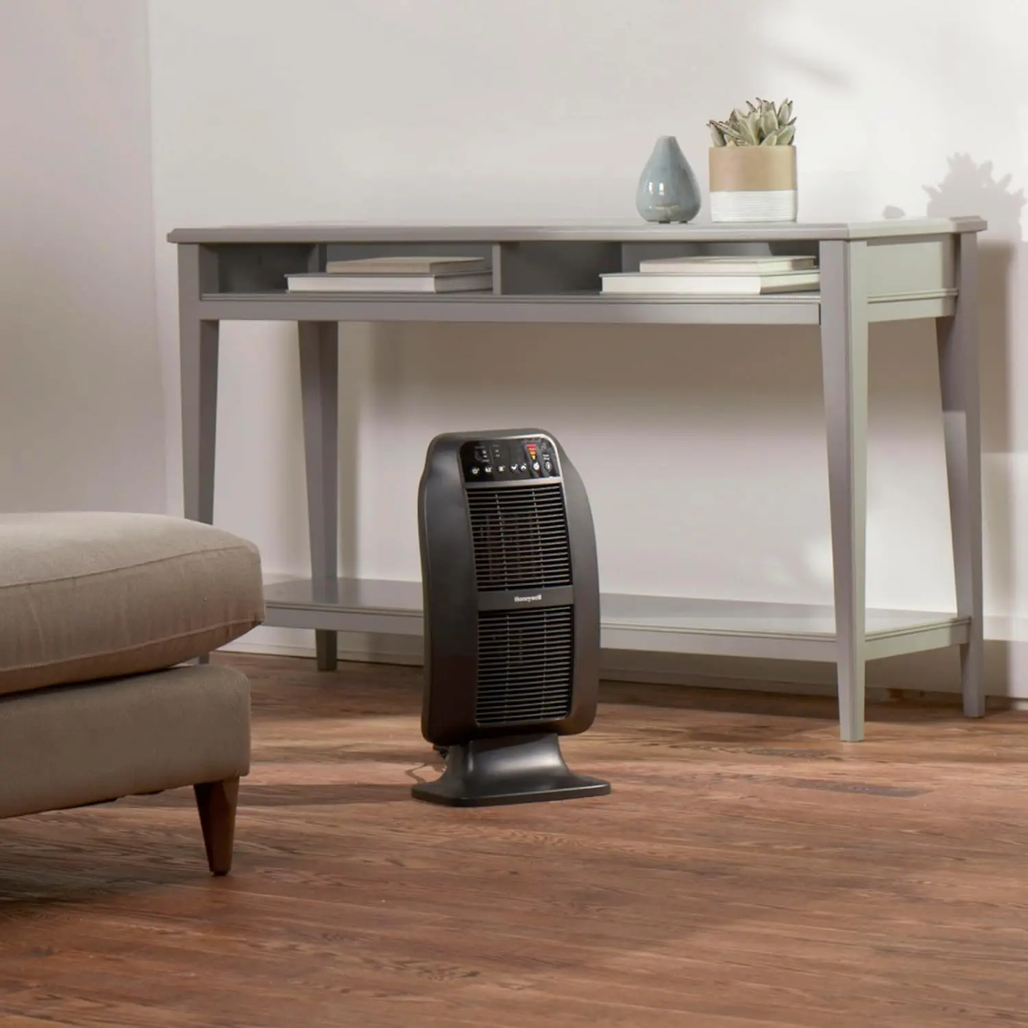 HeatGenius Ceramic Heater, Black – Easy to Use Space Heater with Multi-Directional Heating, Digital Controls and Programmable