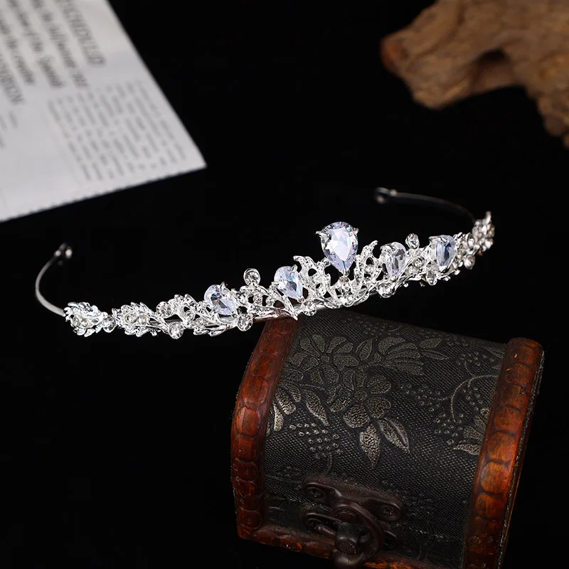 coroa-elegante-com-gemas-incrustadas-acessorio-de-cabelo-para-desfile-de-moda-presente-de-aniversario-para-meninas-perfeit