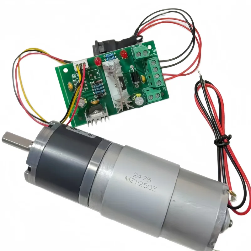 With the controller, the 24V planetary gear motor 42GM-795 offers high torque and can be speed-adjusted.