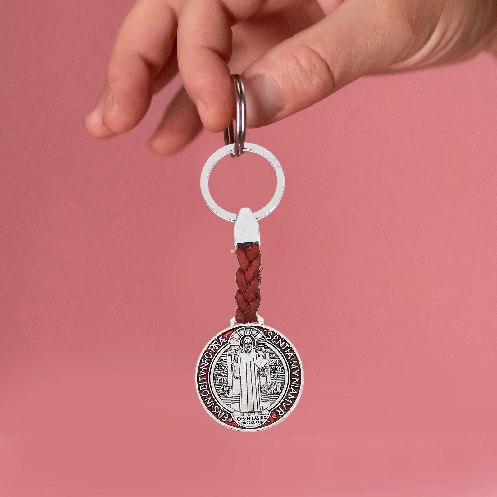 

Keychain Ornaments Fashion Aesthetic Pendant Bag Charm Metal Exquisite Accessories