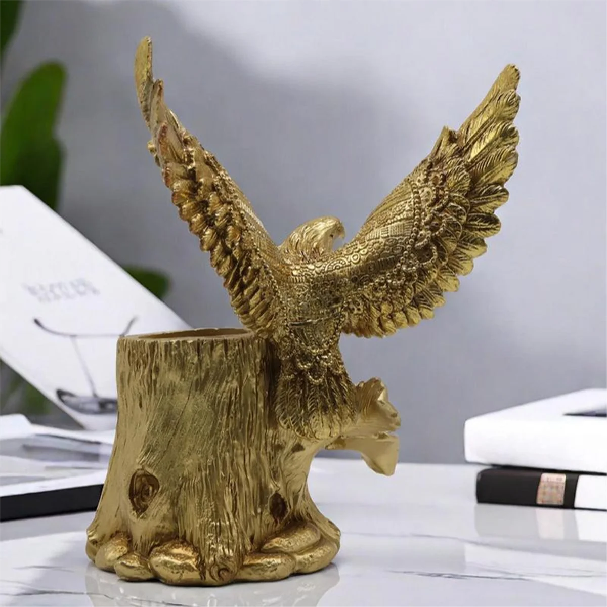 

Eagle Stump Pencil Pen Holder Organizer Eagle Resin Ornaments Statue Moderns Home Offices Figurine Decor Desktop B