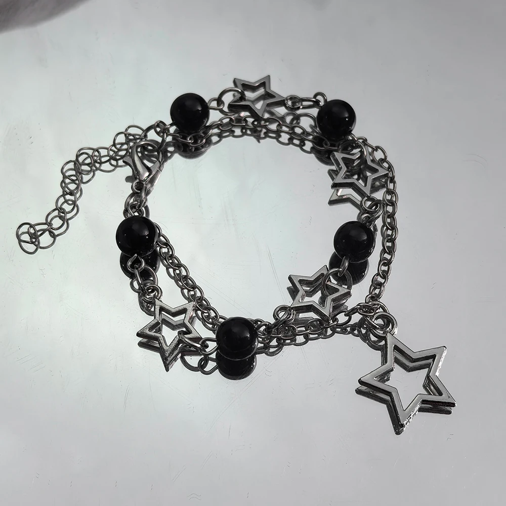 Pulsera de cadena en capas estilo Y2K con estrella hueca plateada y abalorios negros, estilo punk, para mujer, streetwear E-girl