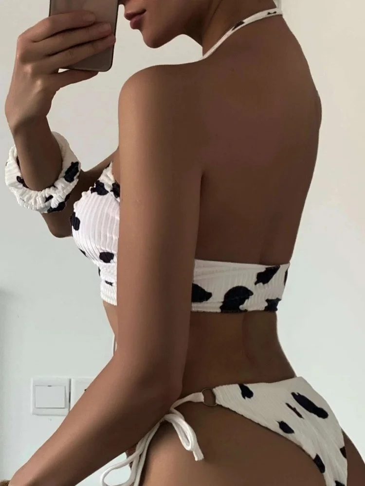 Bikini damskie Strój kąpielowy 2025 Nowy nadruk krowy mlecznej Zestaw bikini z halterem Seksowne stroje kąpielowe Letni prążkowany 2-częściowy kostium kąpielowy dla kobiet