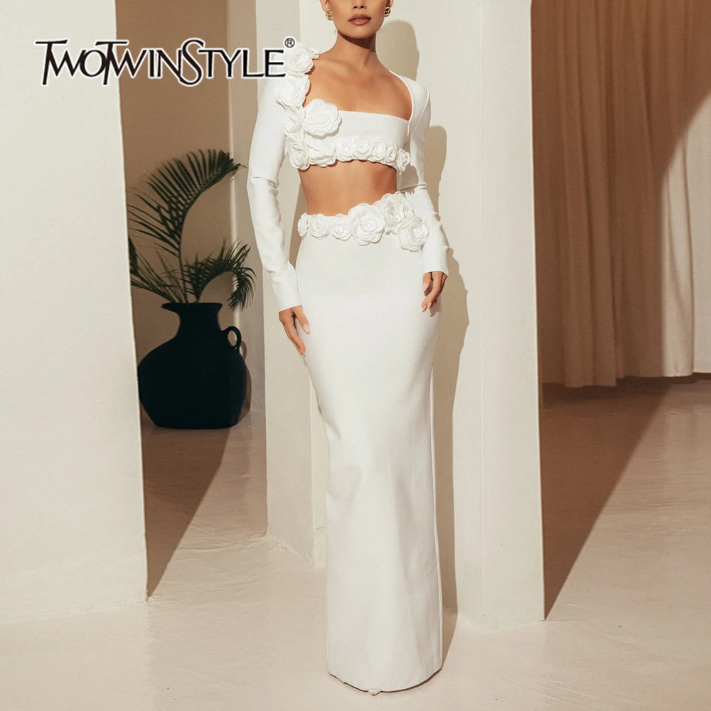 TWOTWINSTYLE Sexy Spliced Appliques Two Piece Set For Women Square Collar Crop Top High Waist Skirt Slim Sets Female KSE501512