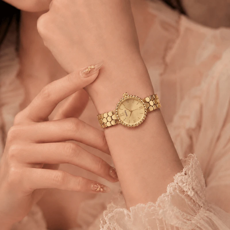 New Luxury Women's Watch Fashion Gold Bracelet Quartz Wristwatch Exquisite Honeycomb Band Ladies Clock Gift Reloj Para Mujer