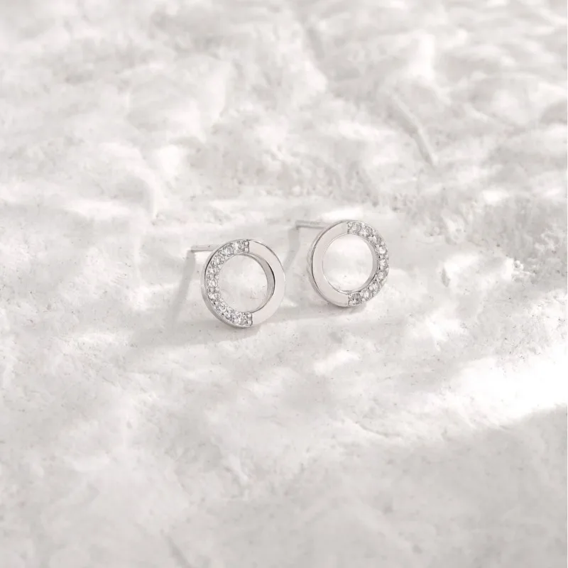 

Простые безделушки в стиле ретро, женские серебряные с круглыми бриллиантами S925, новая тенденция для творчества