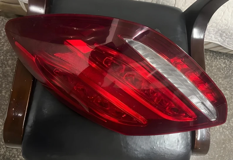 

Car Tail Light Assembly For toyota lenrfy 2018-2020 LED Brake Flowing Water Flicker Plug and Play Tail Lamps Taillights