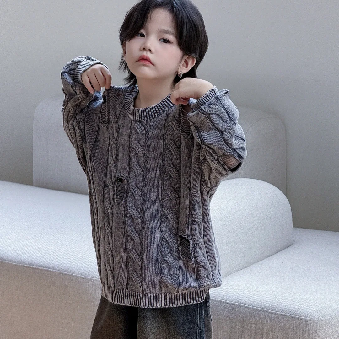 

25 Autumn New Boys Lazy Style Hole Knitted Sweater Pullover Top Niche Old Round Neck Stir Fry Color