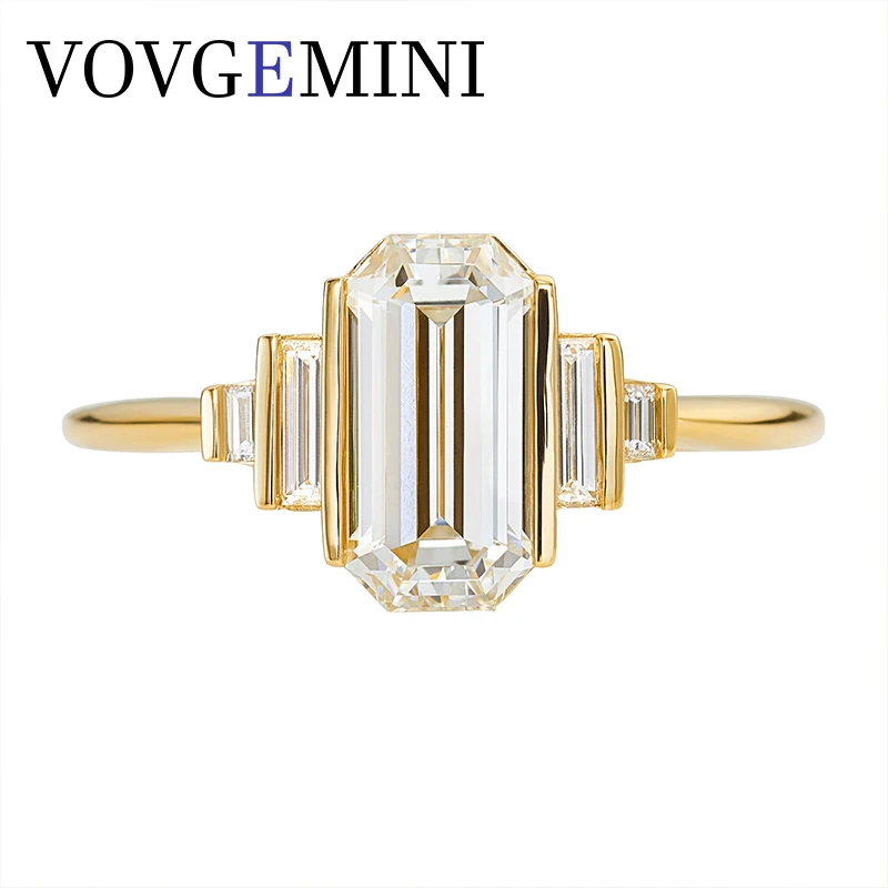 

VOVGEMINI 1.7ct Emerald Cut Moissanite Ring 18k Solid Gold Vvs Clarity 0.1tct Four Baguette Cut Moissanites Fashion Jewelry girl