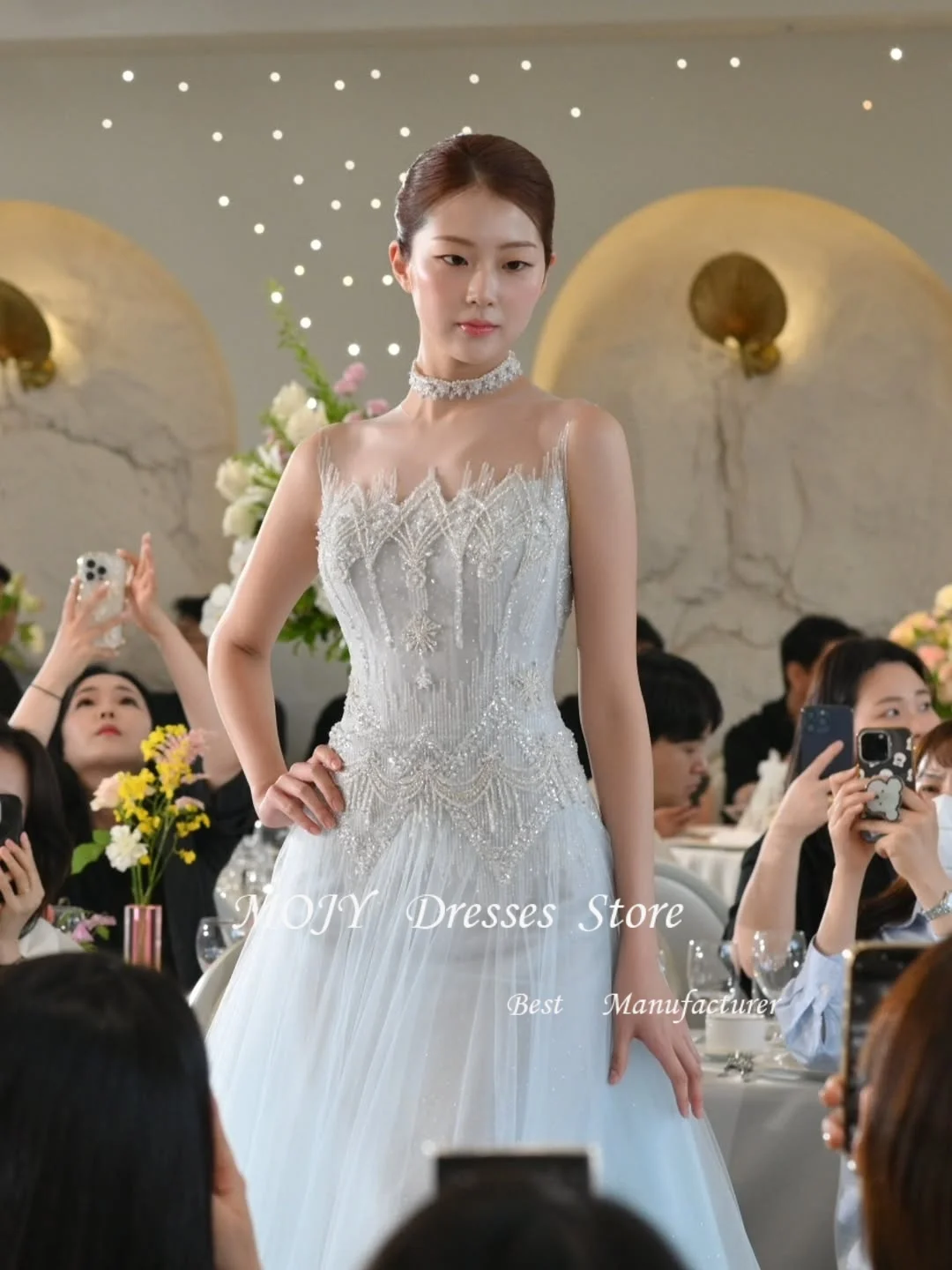 فستان موجي فاخر على شكل قلب سباركلي لحفلات الزفاف كوريا لالتقاط الصور بدون أكمام بطول الأرض مشد فستان سهرة مخصص