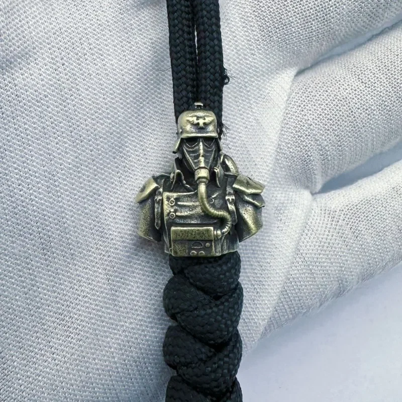 Death Biochemical Guard Solider Bust Brass Knife Beads Punk Gas Mask EDC Outdoor Survival Paracord DIY Woven Lanyard Accessories