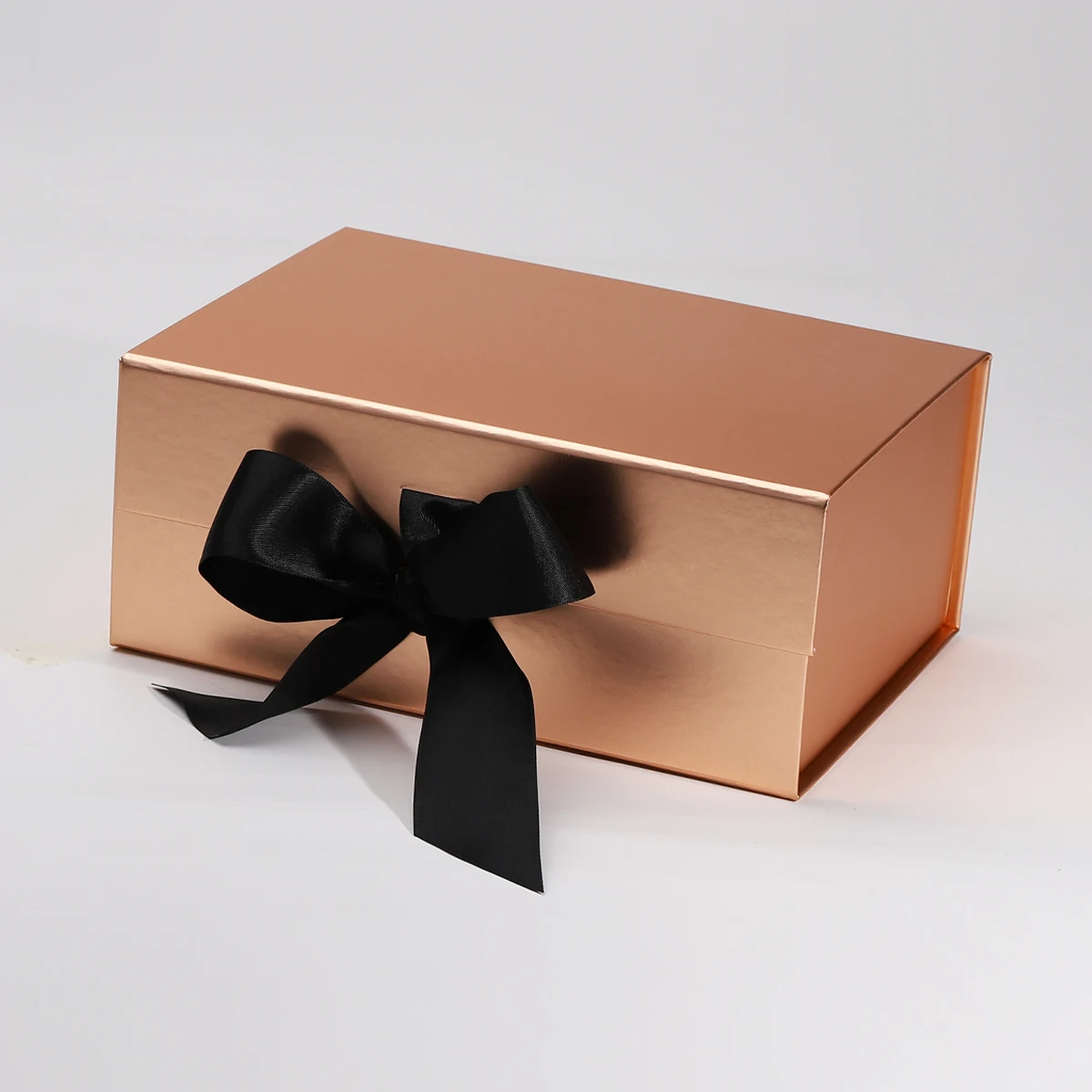 

20PCS Wholesale Custom Luxury Copper Magnets Folding Paper Board Boxes With Ribbon For Birthday Valentine's Day Gift Packaging