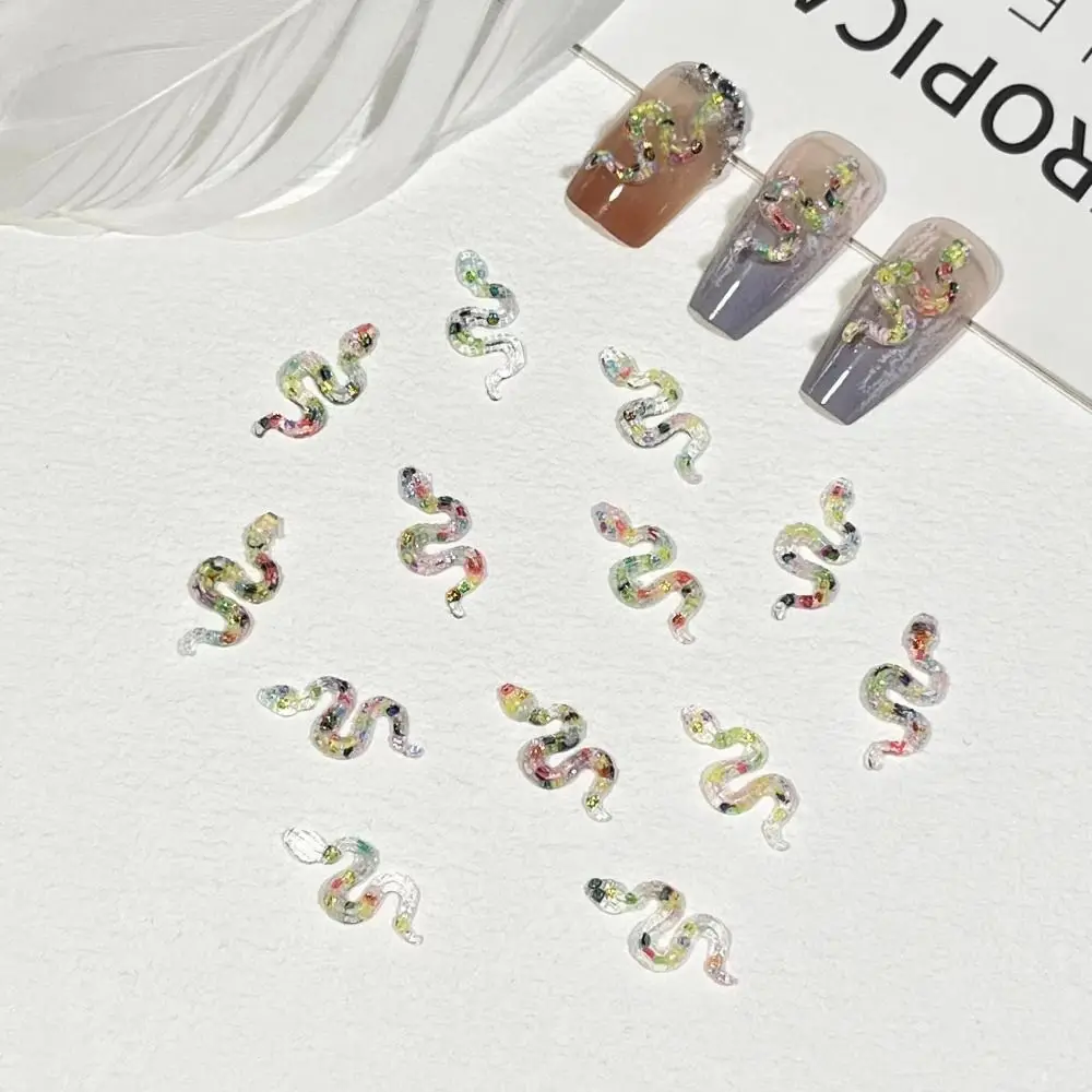 

50 Pcs 3D Nail Art Decoration Mini Flatback Snake Nail Art Accessories Fine Grain Simulation Snake Nail Stickers Manicurist