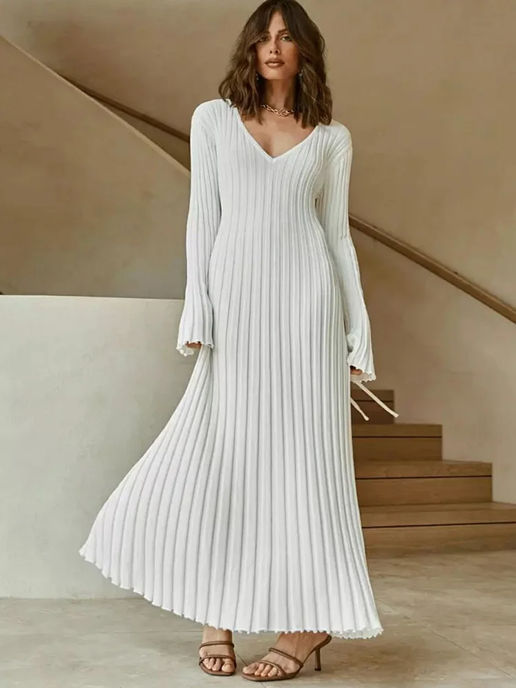 

White Knitted Long Dresses Women Elegant Sexy V Neck Ribbed Pleated Dress Ladies Autumn Winter Long Sleeve Skinny Party Dresses