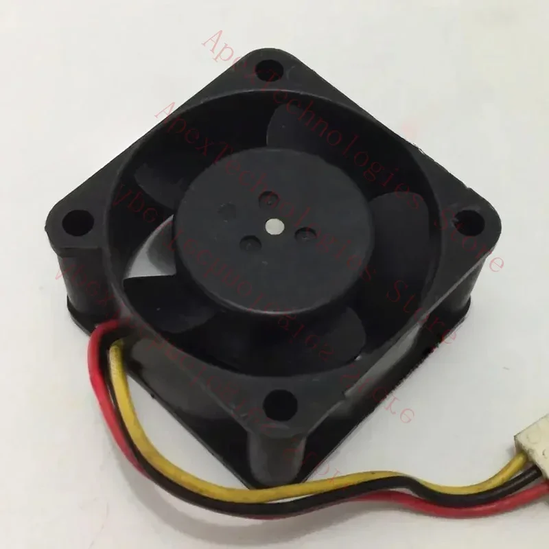 LY Z   Nidec D04G-05TS1 01A H 12V 0.18A 40x40x20mm Server Cooling Fan