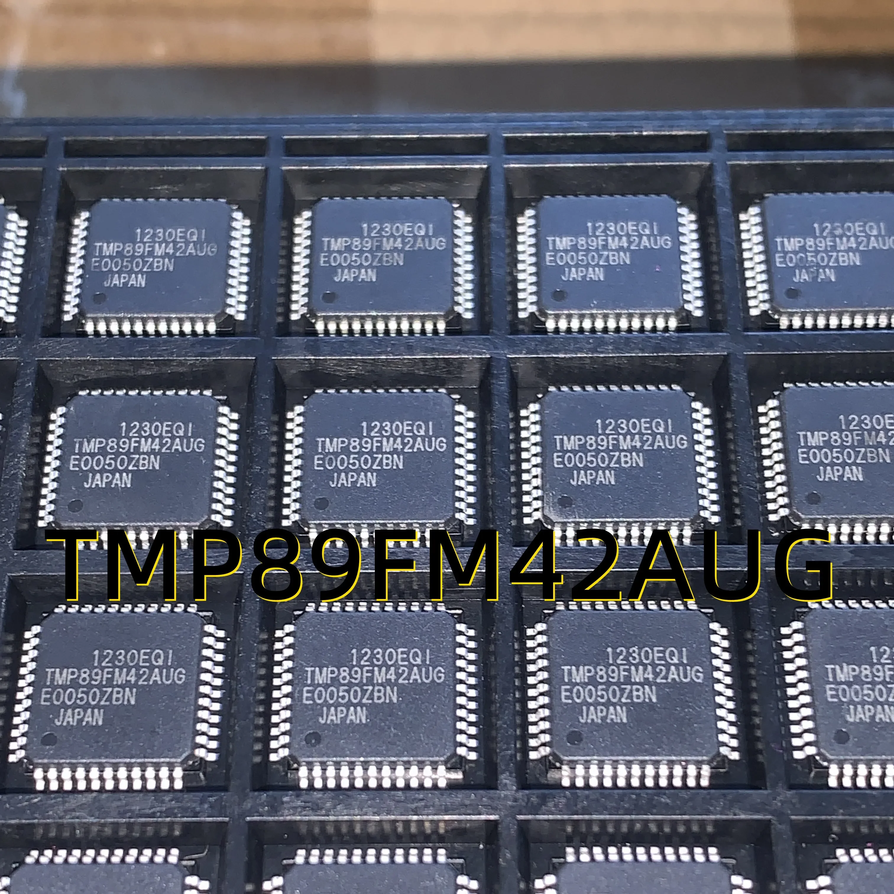 

TMP89FM42AUG 12+ TQFP44