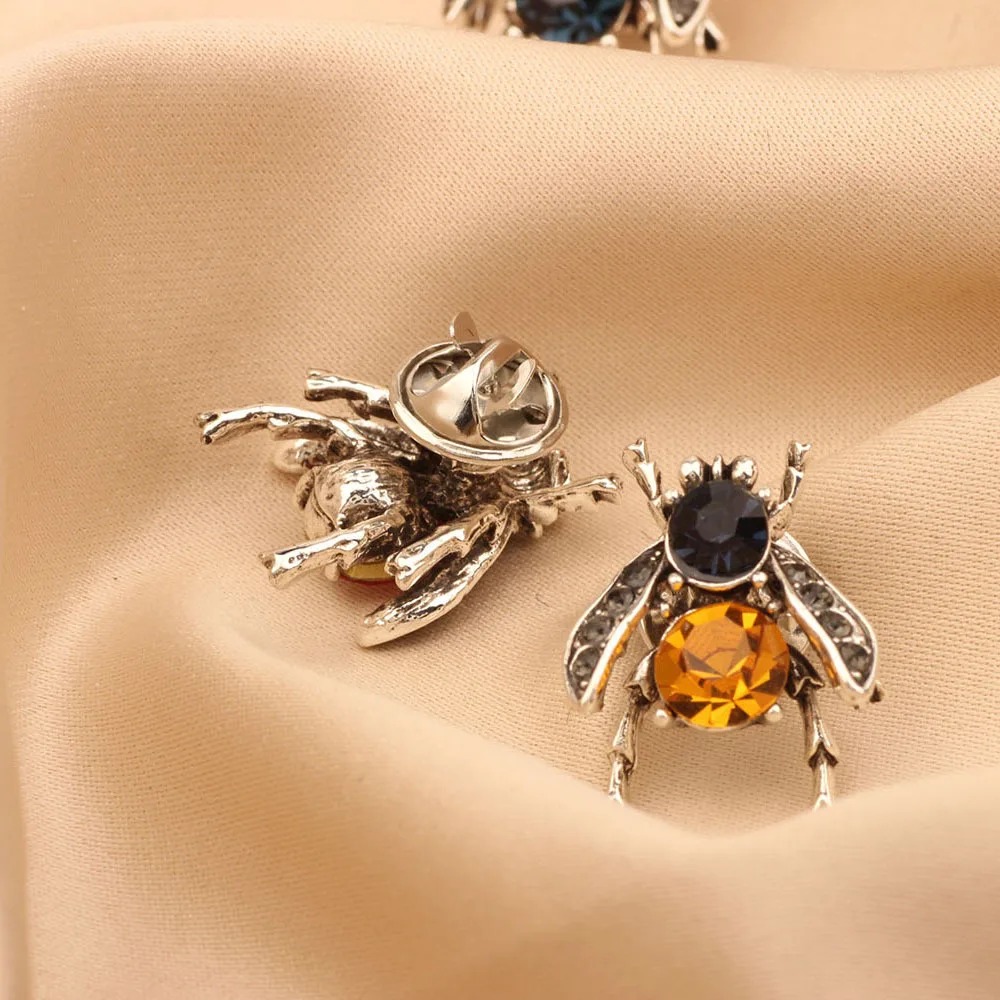 Fashion Little Bees Metal Mini Brooches Pins Men Women Suit Brooch And Pin Broach Metal Buttons Brosche Clips Scarf