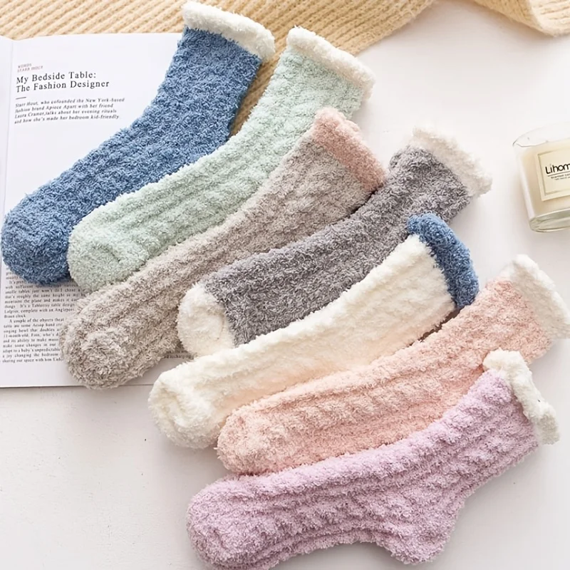 6 Pairs of Random-pack Women's Warm Socks, Anti-slip, Suitable for Daily Wear, Postpartum Care, and As A Christmas Gift